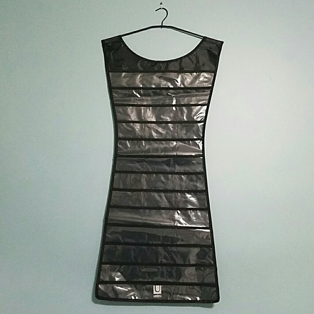 Dress shaped jewelry organizer